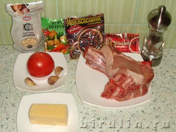 Свинина с помидорами и соусом песто. Ингредиенты.